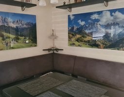 Tableau sur verre Vallée montagneuse aux couleurs automnales